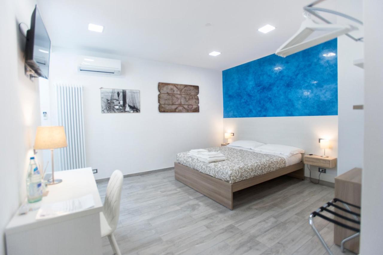 Marbianco Bed & Breakfast Marina Di Carrara